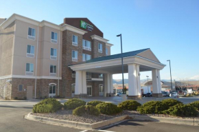  Holiday Inn Express & Suites Golden, an IHG Hotel  Голден